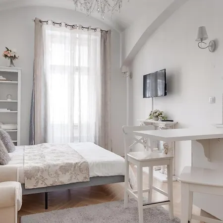 Apartmán With The Lions Praha